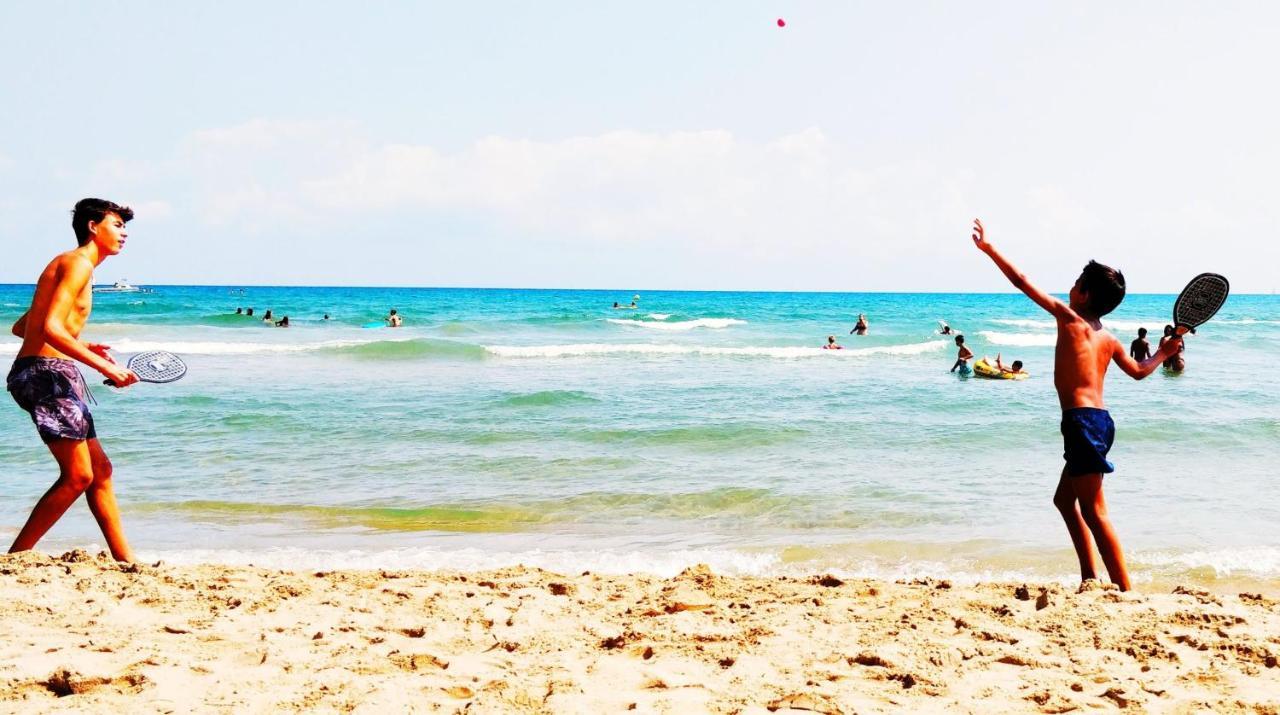 Hello Oliva Beach Alter Luaran gambar
